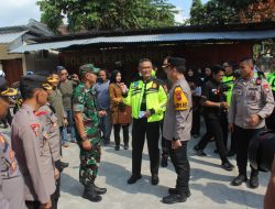 Patroli Bermotor ke Tulungagung, Kapolda Jatim Serahkan Bantuan Peralatan Kantor Untuk Polsek dan Koramil