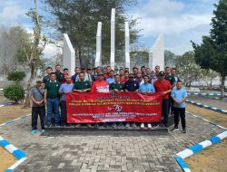 Lapas Narkotika Kelas IIA Pamekasan Kanwil Kemenkumham Jatim Kembali Gelar Giat Bersih-Bersih Taman Makam Pahlawan