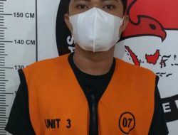 Bekuk Kurir Narkoba Bratang Gede, Puluhan Paket Sabu Siap Edar Disita Satresnarkoba Polrestabes Surabaya 