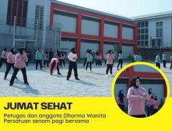 Jumat Sehat, Pegawai dan Anggota Dharma Wanita Persatuan Rutan Surabaya Senam Bersama