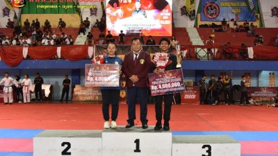 Dojo Hiu Sakti Kodiklatal Raih Prestasi Open Tournament Karate Piala Panglima TNI 2024