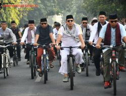 Cooling System Pilkada 2024, Polres Mojokerto Gowes Bareng Forkopimda dan 1.000 Santri