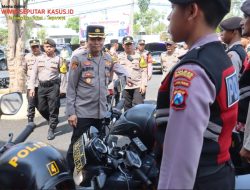 Pastikan Kesiapan Pengamanan Pilkada 2024, Polda Jatim Cek Kendaraan dan Almatsus di Polres Bojonegoro