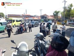 Tertib Berlalu Lintas, Satlantas Polres Sampang Menindak 1.563 Pelanggar dalam Ops. Zebra Semeru 2024