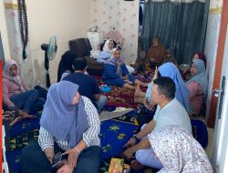 Arisan Keluarga Umar Hayat di Manfaatkan Bagi-bagi ke Anak Yatim dan Khaum Dhuafa