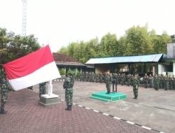 Kodim 1617/Jembrana Gelar Upacara Bendera Mingguan untuk Perkokoh Kedisiplinan Prajurit