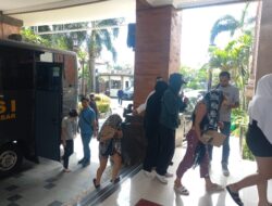 Digerebek di Kedonganan : 26 WNA Dilimpahkan ke Imigrasi, Polresta Denpasar Buru Dalang Penyekapan