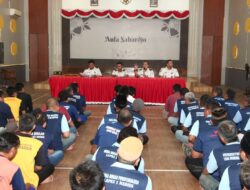 Lapas Kelas I Madiun Berikan Pengarahan kepada Warga Binaan, pejabat Struktural, Perkuat Kesadaran dan Disiplin