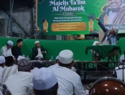 Pengajian Rutin Majelis Ta’lim Al Mubarok Pererat Silaturahmi dan Tingkatkan Kepedulian terhadap Janda dan Anak Yatim