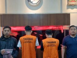 Polrestabes Surabaya Amankan Dua Pengedar dengan Sabu 200 Gram Lebih 