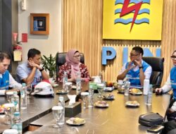 Sambut Hari Pelanggan Nasional, Dirut PLN Tinjau Langsung Keandalan Listrik Peringatan HUT ke-81 RI